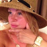 Janine J Thomson