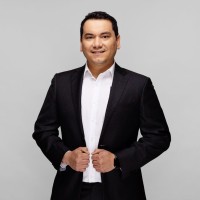 Luis G.