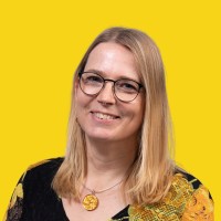 Tonneke Caspers