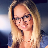 Kirsten Lenhart