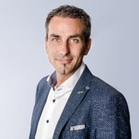 Mag. Oliver René Hetzel