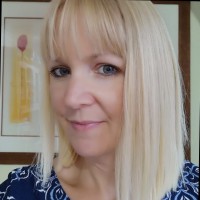 Lesley Sparks