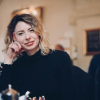 Lola Bracegirdle-Black