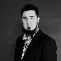 Ryan Harris, Pmp