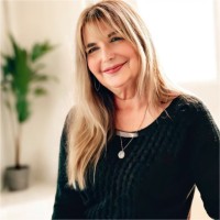 Cathy Frank