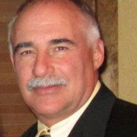 Mark E Richmond