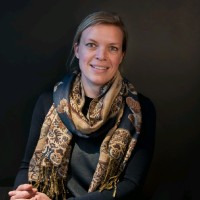 Renate Valerie van der Zee