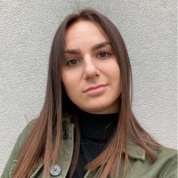 Inès Decker