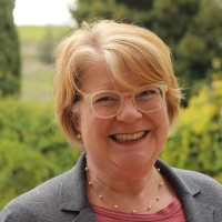 Leslie Scolnick Hauser