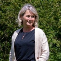 Simone Van den Eijnde