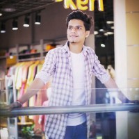 Urvesh Vaid