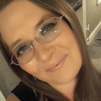 Laurie Snyder