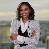 Yari Benton