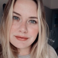 Chelsea Mitten
