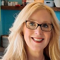 Kathleen Poulos