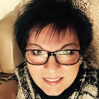 Shelley Lyons
