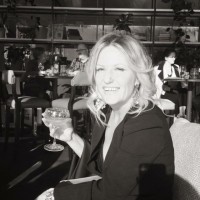 Julie Austin