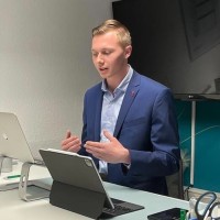 Niklas Lange