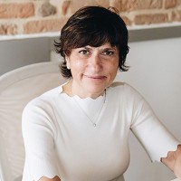 Elena Carella