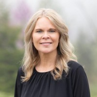 Tammy Yohe, Mba