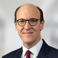 Dr. Claus-Peter Knöller