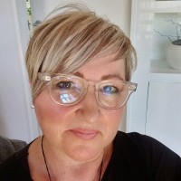 Tracey Campbell