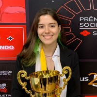 Luiza Ferreira Nastri