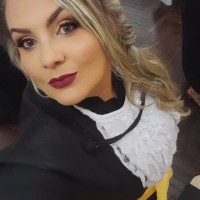 Aline Dória