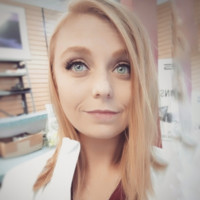Lyndsay P.