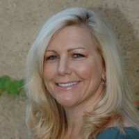 Lori Yonelunas