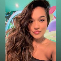 Raiza Barros