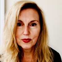 Lesley Byrne, Ph.D.