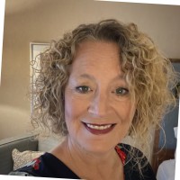 Lynn Clayton