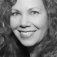 Dawn Henry, Soc