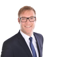 Dr. Christoph Metzger