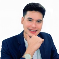 Larry Briones