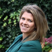 Stephanie Taverne