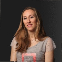 Pauline Perrier Topi