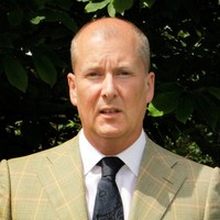 Simon Hutton