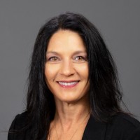Stacey Deweerdt, Mba