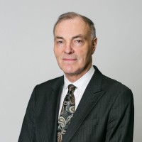 Kenneth MacLeod