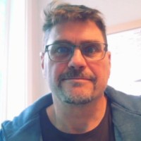 Niclas Östlund