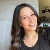 Ariella Blake