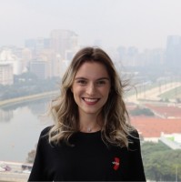 Júlia Soares