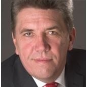 Stefan Faust