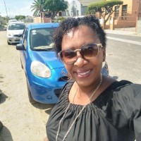 Geraldine Bell