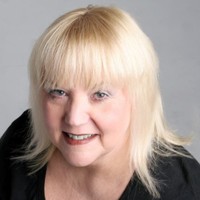 Sandy Strothmann CRS, GRI