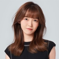Yueming He