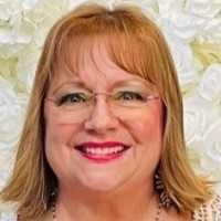 Shelli Rayner