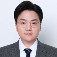 Jin Wook Kim